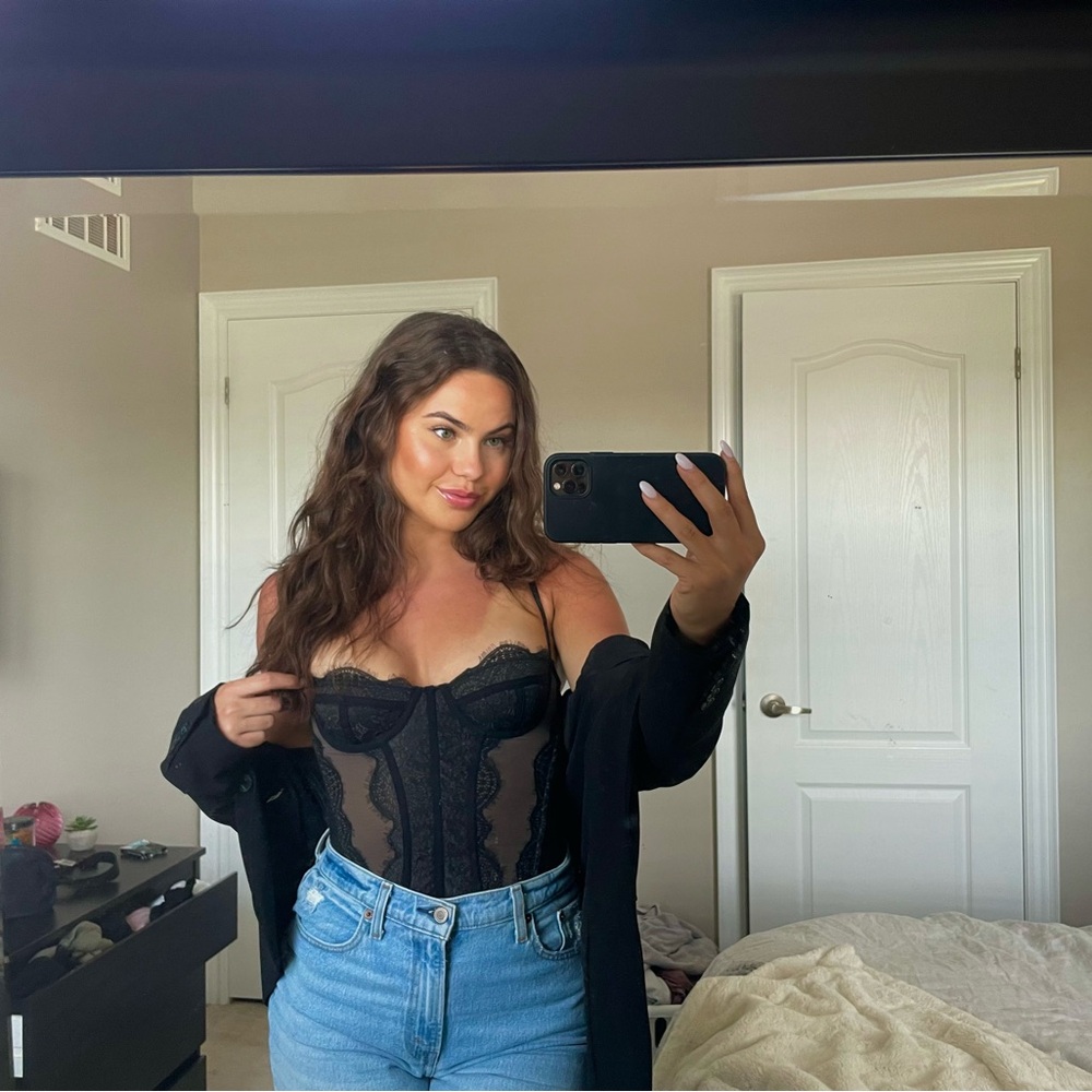 Black urban outfitters corset size small
